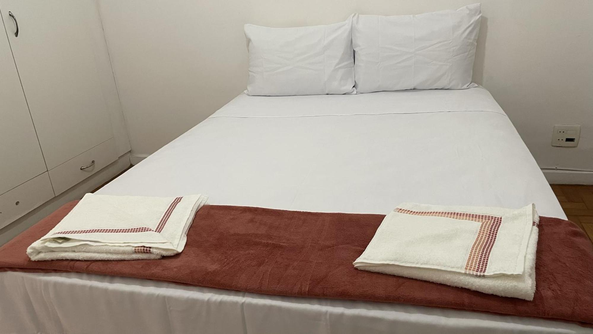 1 Block From Copacabana Beach, Whole Apt, Posto 4 Rio de Janeiro Ngoại thất bức ảnh